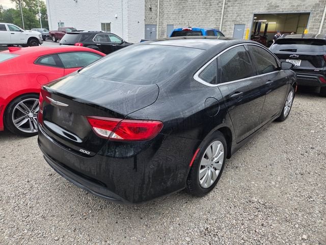 2016 Chrysler 200 LX