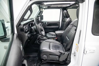 2019 Jeep Wrangler Unlimited Sahara Altitude 4x4