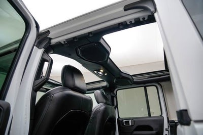 2019 Jeep Wrangler Unlimited Sahara Altitude 4x4