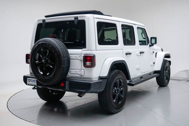 2019 Jeep Wrangler Unlimited Sahara Altitude 4x4