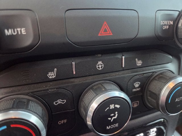 2022 RAM 1500 Big Horn Crew Cab 4x4 5'7" Box