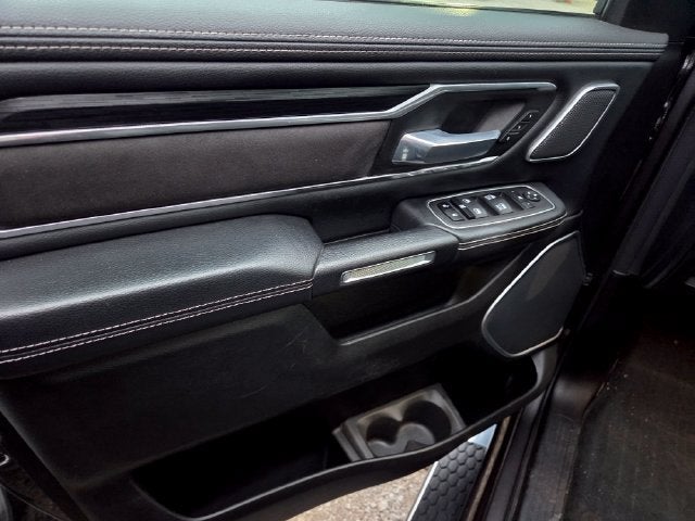 2023 RAM 1500 Laramie Crew Cab 4x4 6'4" Box