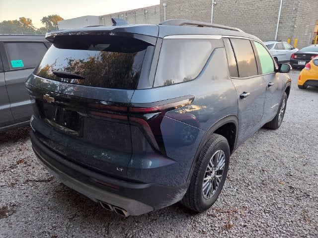 2024 Chevrolet Traverse LT