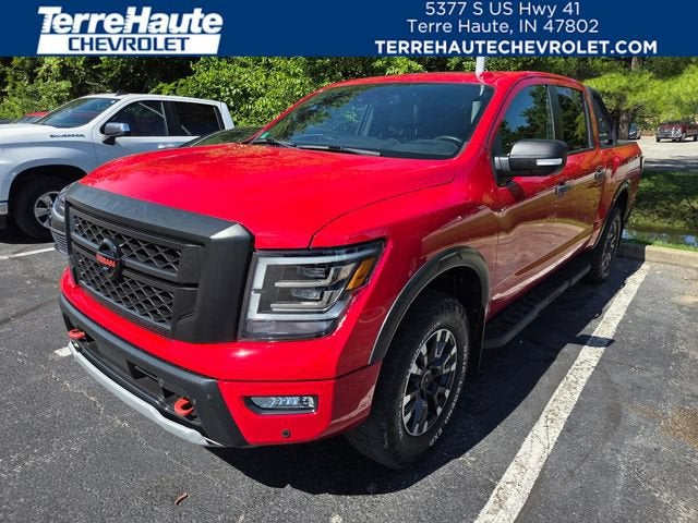 2021 Nissan TITAN Crew Cab PRO-4X 4x4