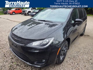 2020 Chrysler Pacifica Touring L Plus