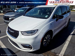 2024 Chrysler Pacifica Hybrid Select