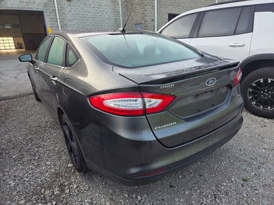 2016 Ford Fusion SE