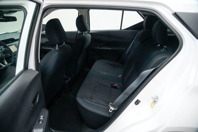 2022 Nissan Kicks S Xtronic CVT