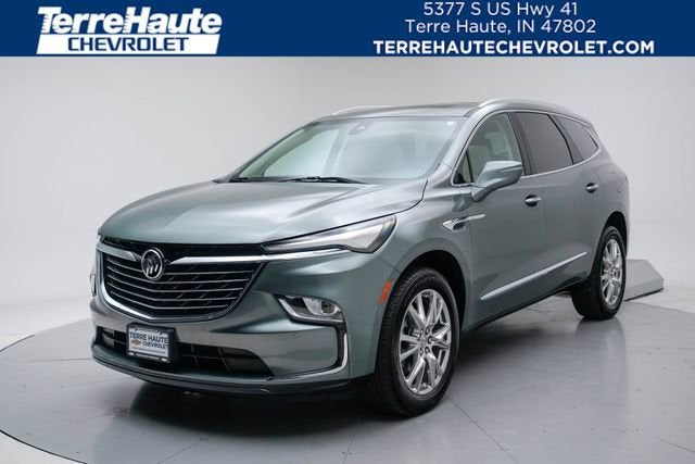 2024 Buick Enclave Essence