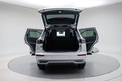 2025 Mitsubishi Outlander SEL