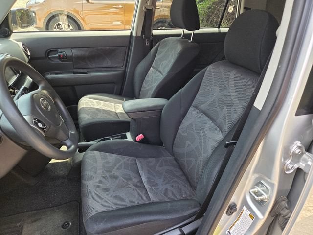 2015 Scion xB Base
