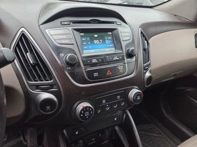 2015 Hyundai Tucson SE