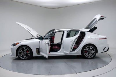 2020 Kia Stinger GT1