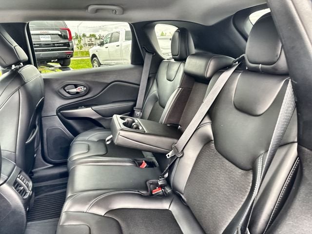 2021 Jeep Cherokee Latitude Plus FWD