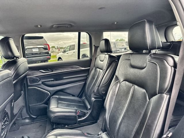 2022 Jeep Grand Cherokee L Limited 4x4