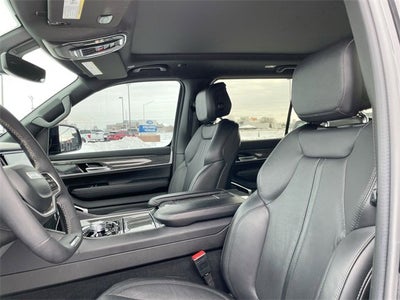 2022 Jeep Wagoneer Series III 4x4