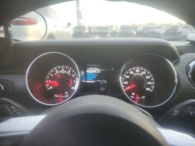 2015 Ford Mustang V6