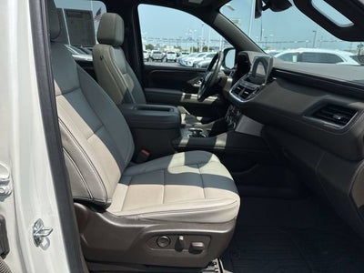 2022 GMC Yukon XL SLT