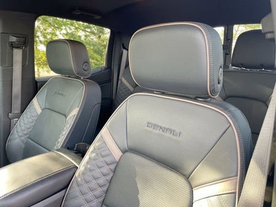 2023 GMC Canyon Denali