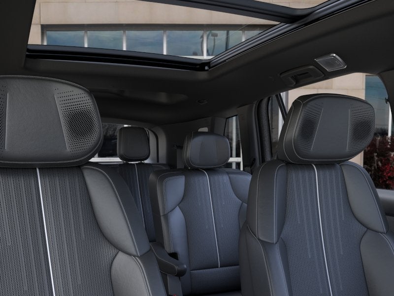2027 Cadillac VISTIQ Luxury