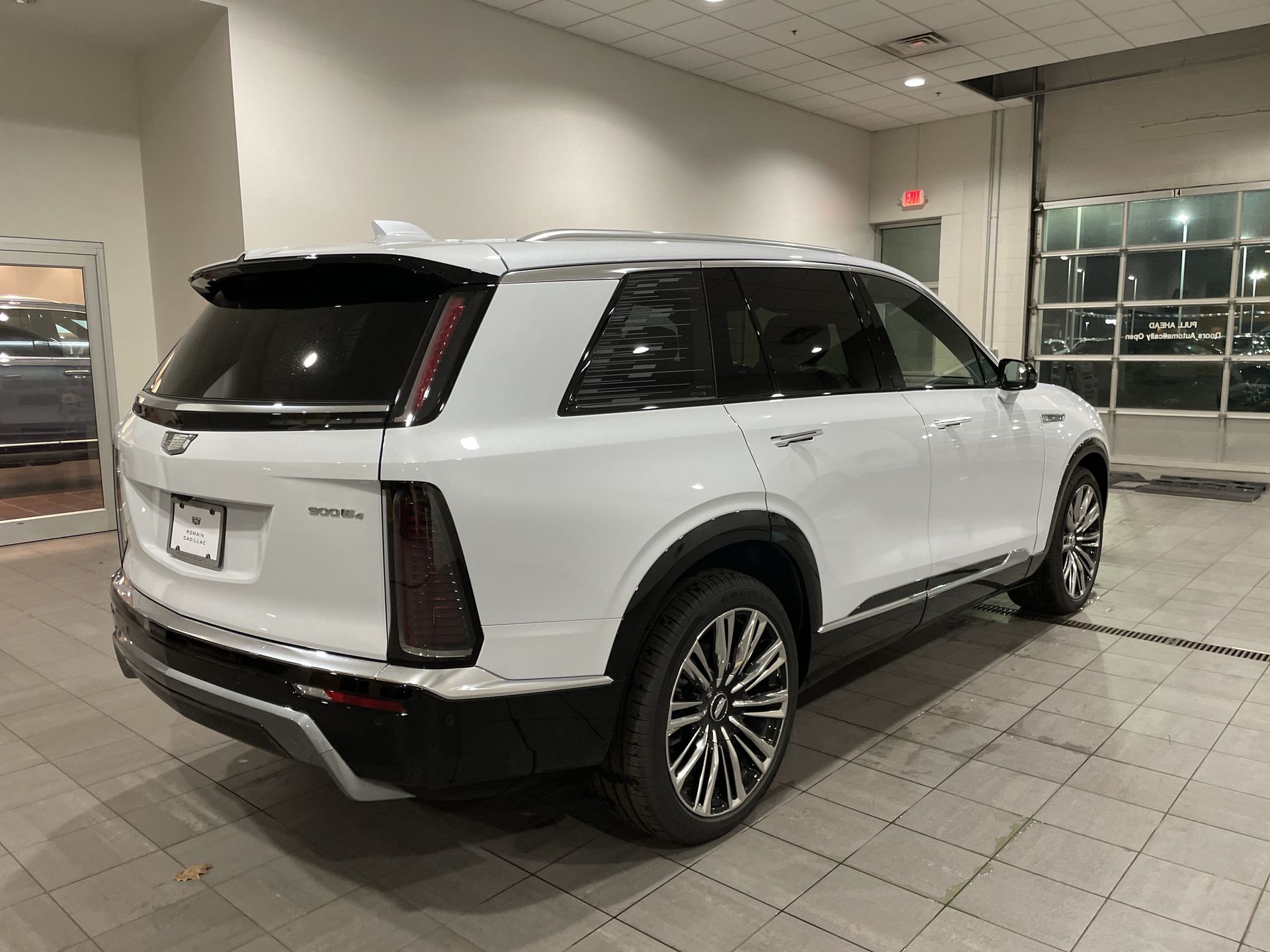 2026 Cadillac VISTIQ Premium Luxury