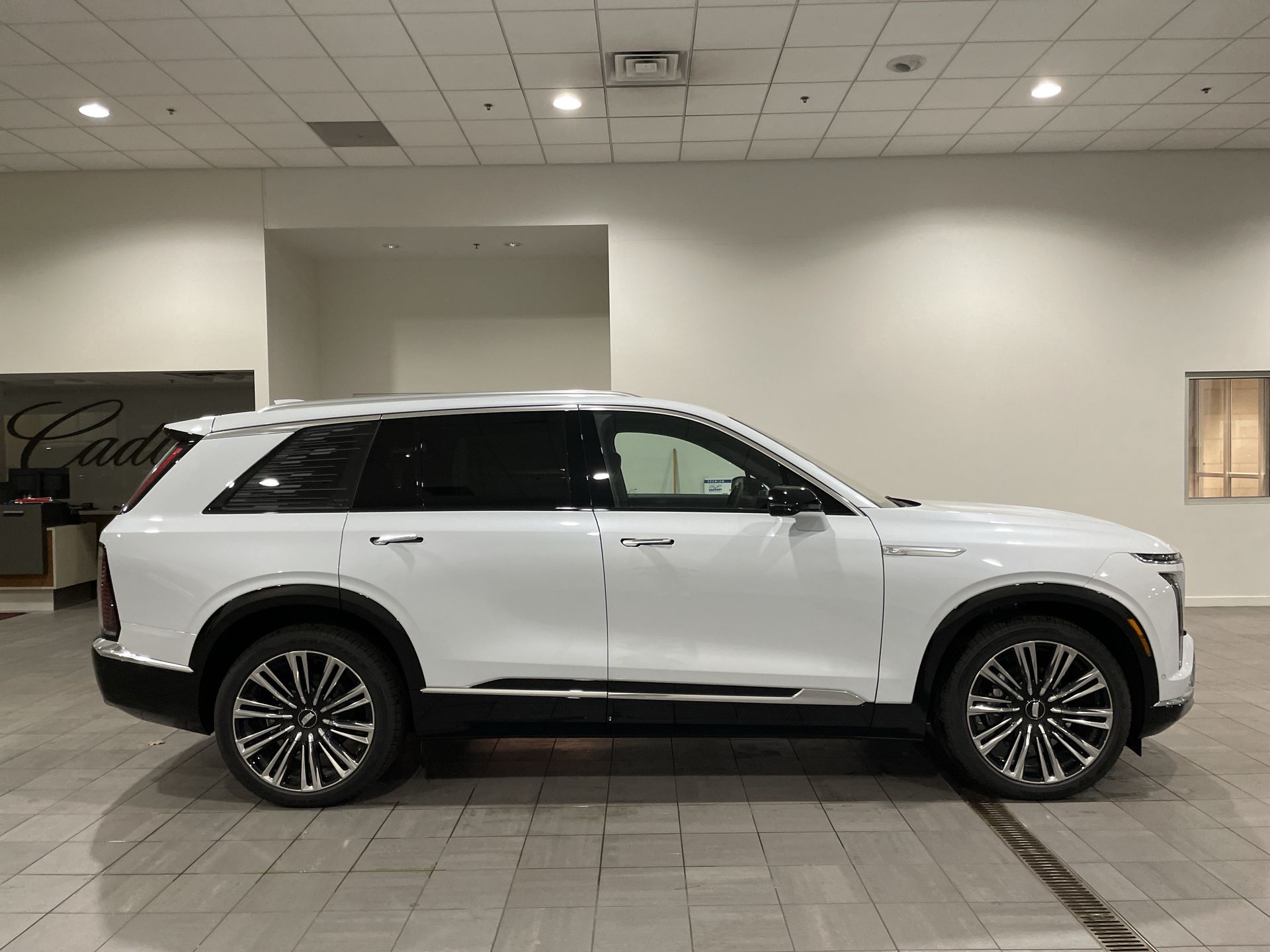 2026 Cadillac VISTIQ Premium Luxury