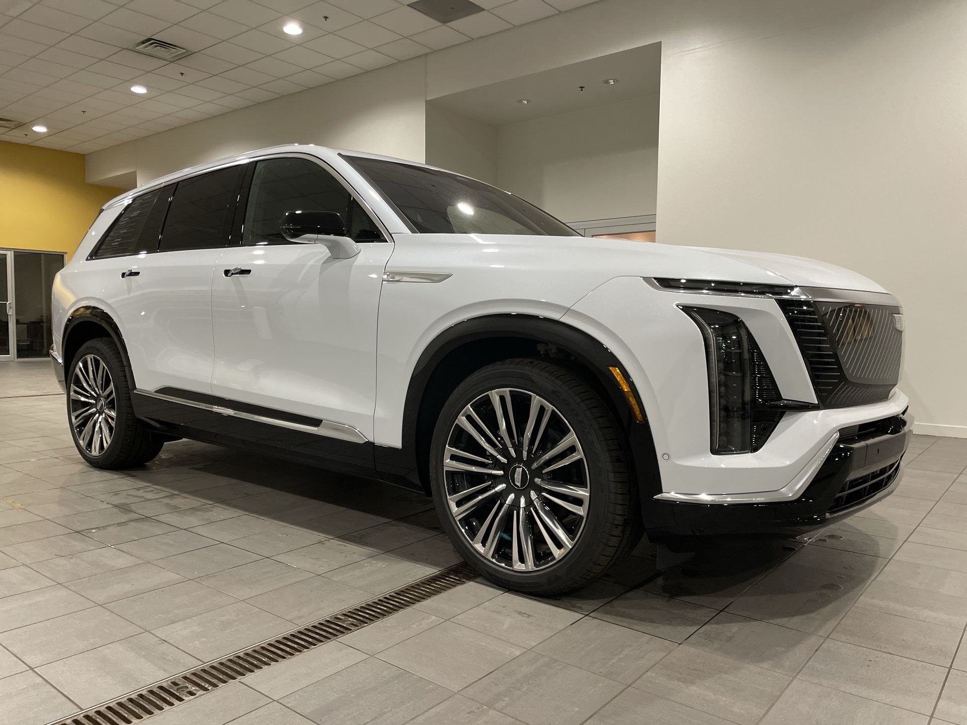 2026 Cadillac VISTIQ Premium Luxury