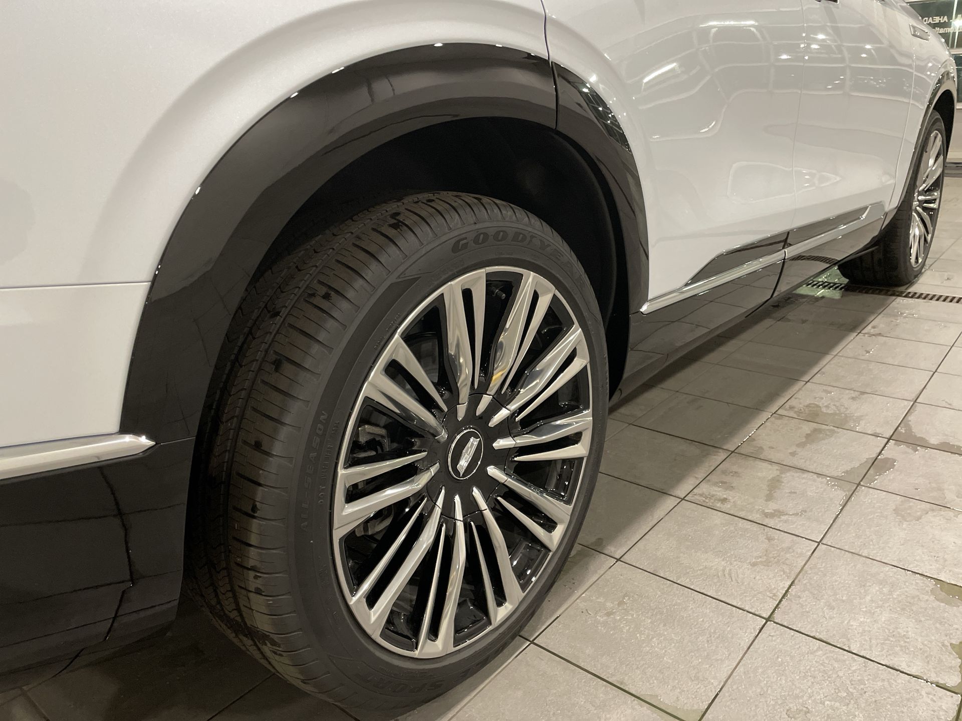 2026 Cadillac VISTIQ Premium Luxury