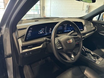 2025 Cadillac XT4 Premium Luxury