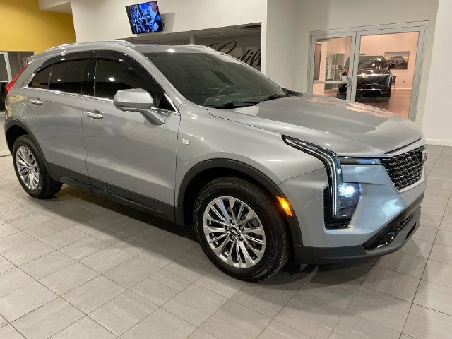 2025 Cadillac XT4 Premium Luxury