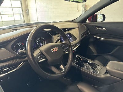 2023 Cadillac XT4 Sport