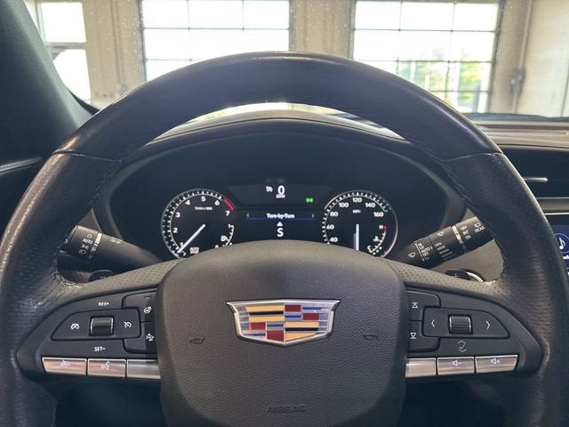2023 Cadillac XT4 Sport
