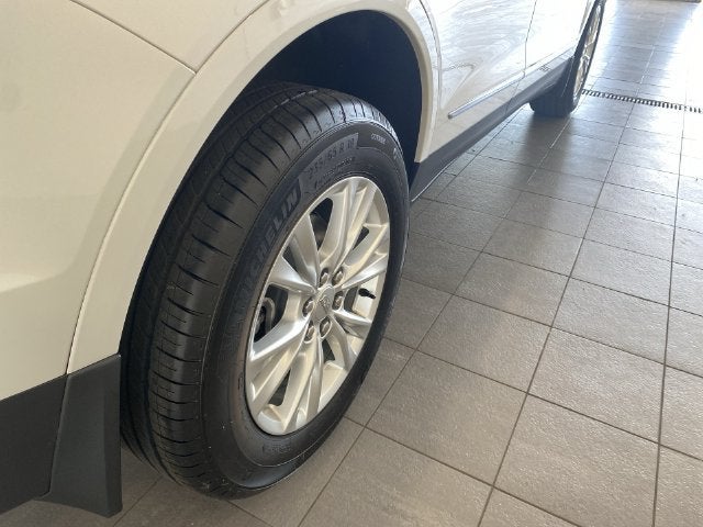 2023 Cadillac XT5 FWD Luxury