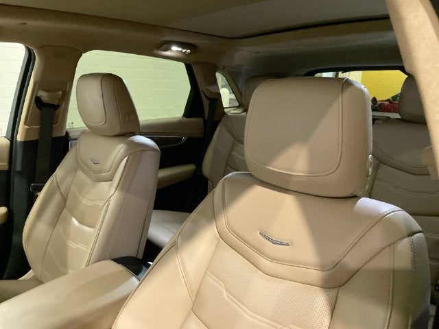 2022 Cadillac XT5 AWD Premium Luxury