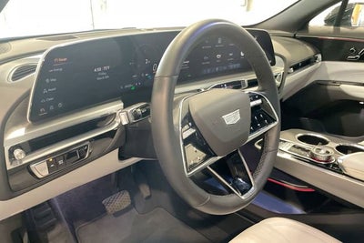 2024 Cadillac LYRIQ Luxury 1