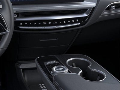 2025 Cadillac LYRIQ Luxury 3