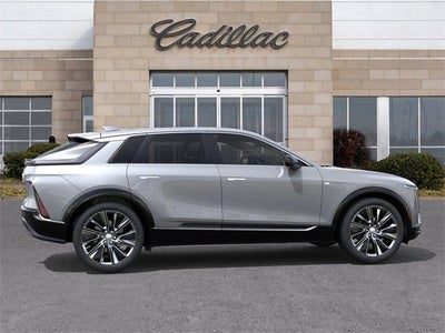 2025 Cadillac LYRIQ Luxury 3