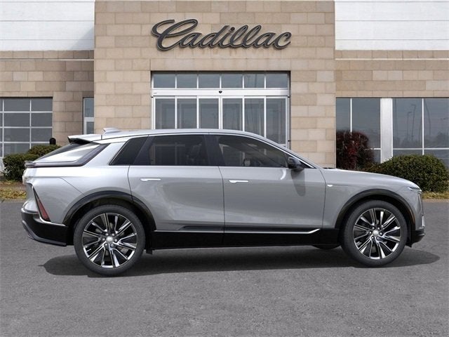 2025 Cadillac LYRIQ Luxury 3