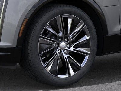 2025 Cadillac LYRIQ Luxury 3