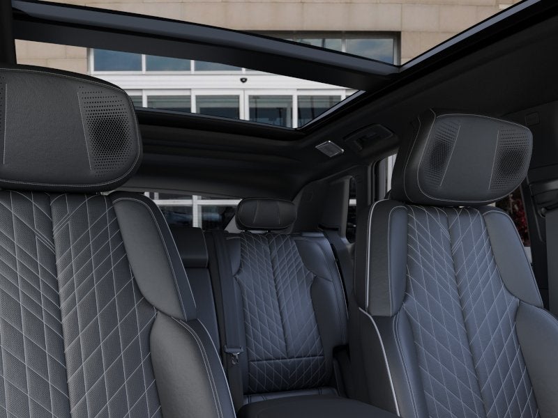 2027 Cadillac LYRIQ Signature Luxury