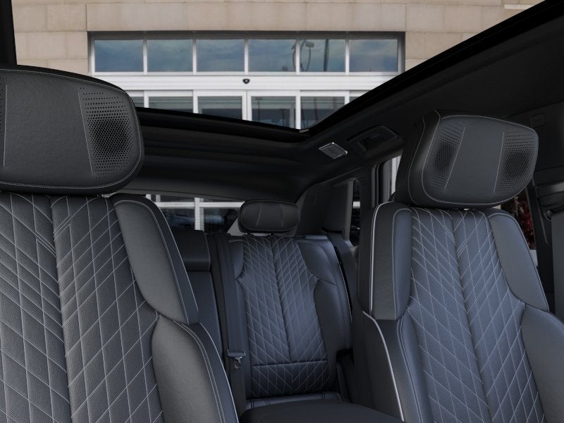 2027 Cadillac LYRIQ Signature Luxury