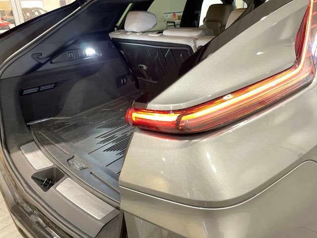 2025 Cadillac LYRIQ Sport 2