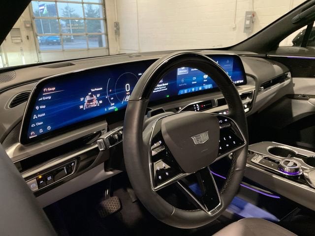 2025 Cadillac LYRIQ Sport 2