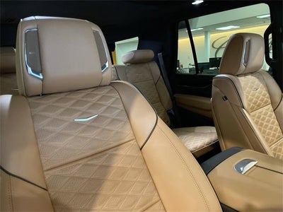 2023 Cadillac Escalade Sport