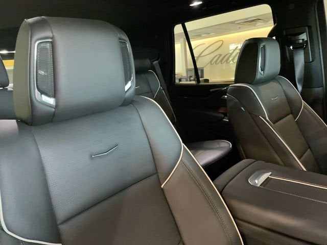 2024 Cadillac Escalade Sport