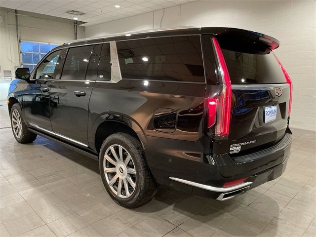 2023 Cadillac Escalade ESV Premium Luxury Platinum