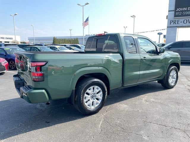 2024 Nissan Frontier SV