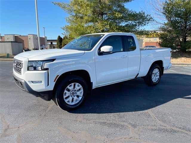 2024 Nissan Frontier SV