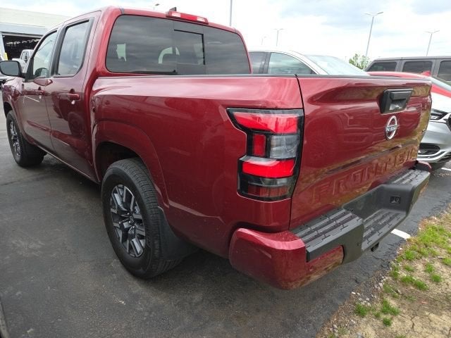 2024 Nissan Frontier Crew Cab SL 4x2