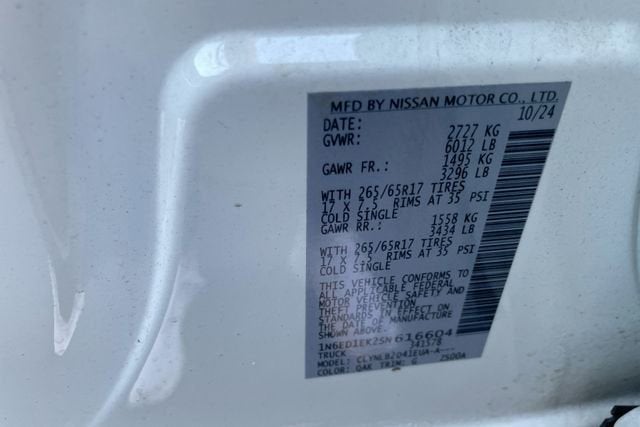 2025 Nissan Frontier SV